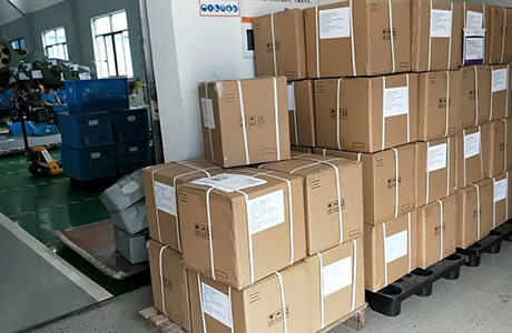 Xianglong exported 41 cartons Handsets and Cradles to customer